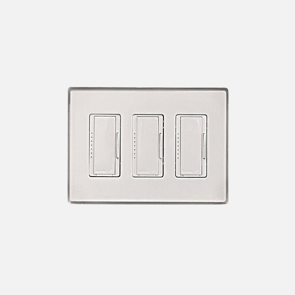 Three-gang designer-style flush mount, model SLD-3GR-062 – installed in drywall