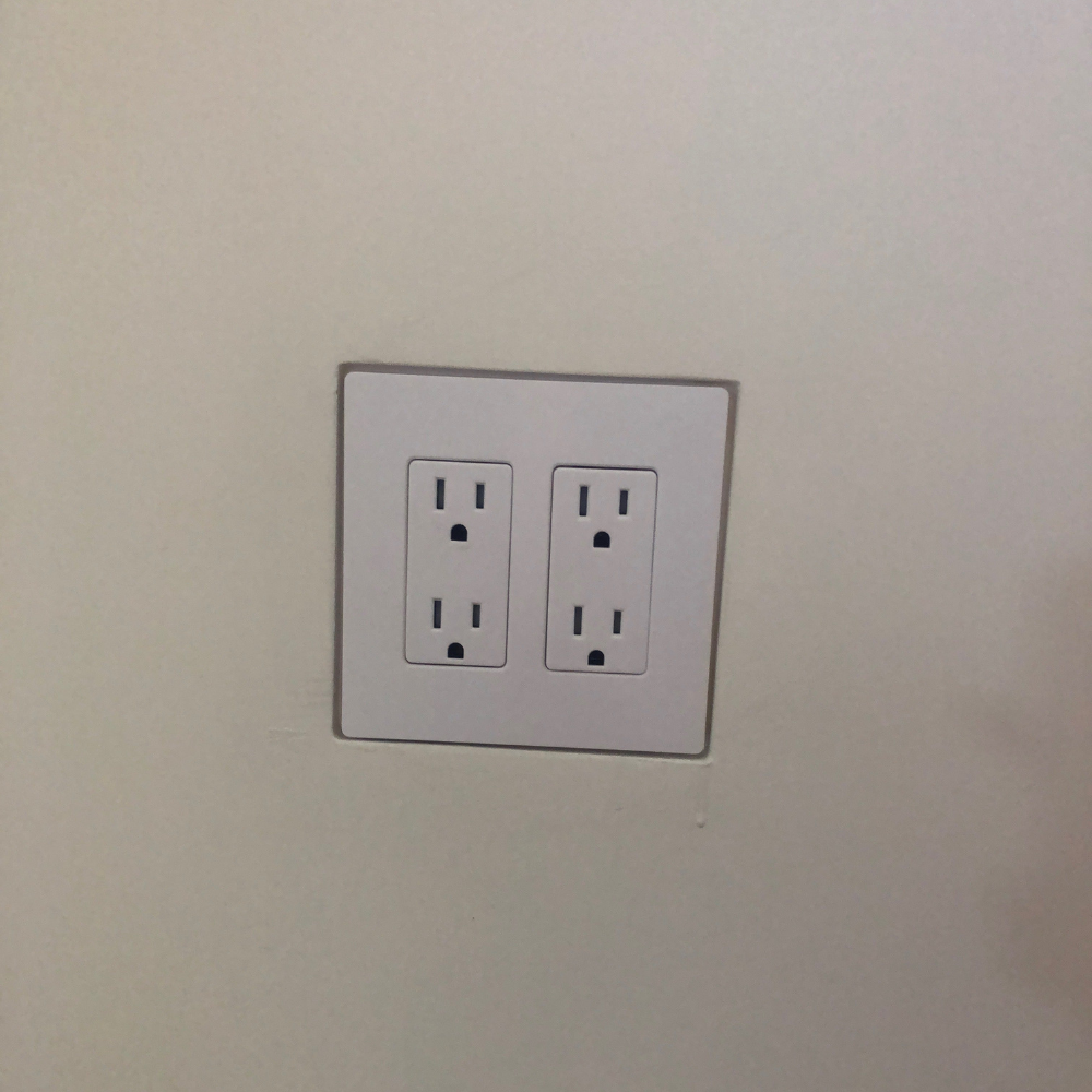 Designer-style two-gang mount, SLD-2G-062 – installed in wall