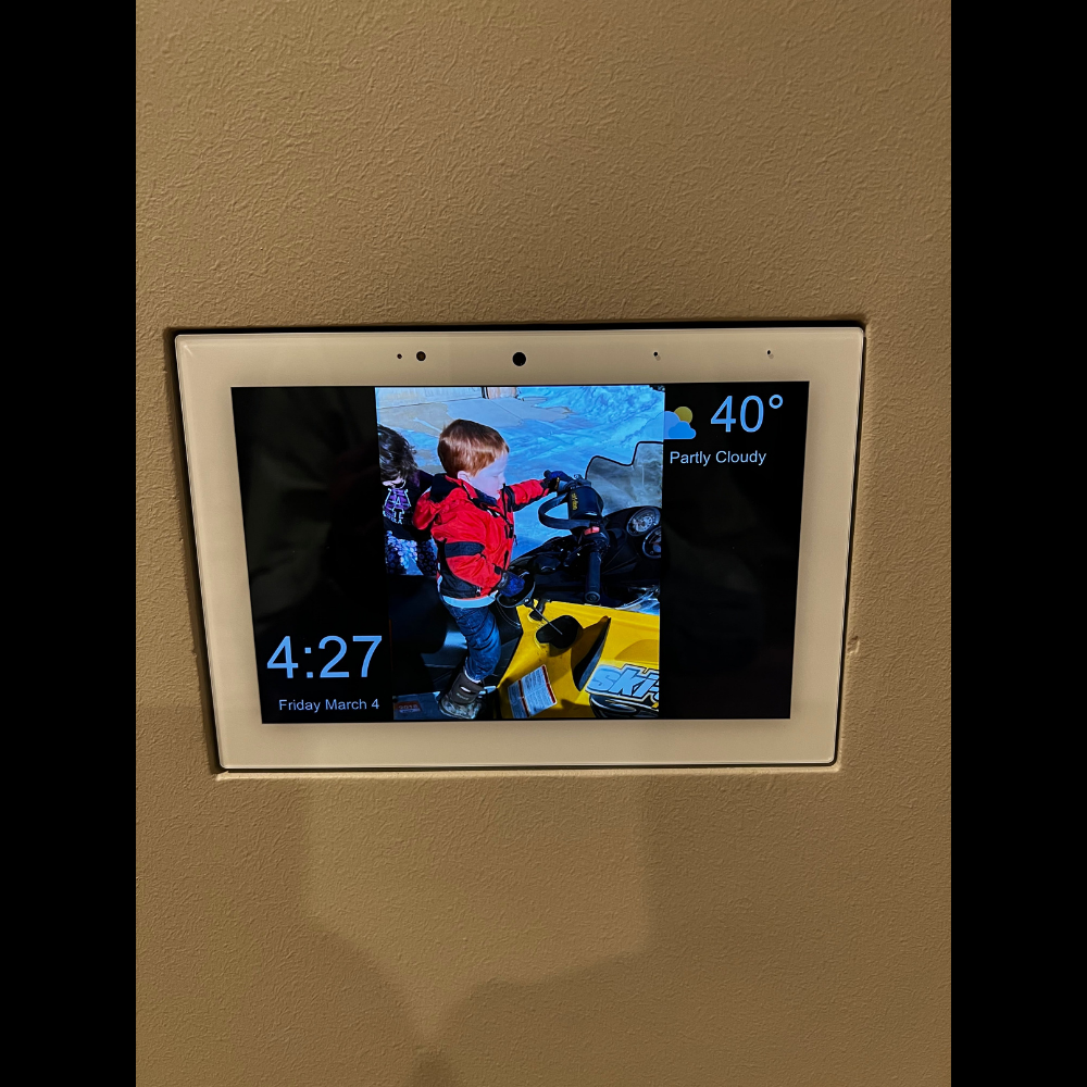 Close‑up showing precise edge reveal of the SLS‑TPS8E‑062 gypsum mount around an ELAN 8″ panel.