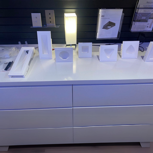 Display of a variety of paintable seeless form factors of step light plaster mounts