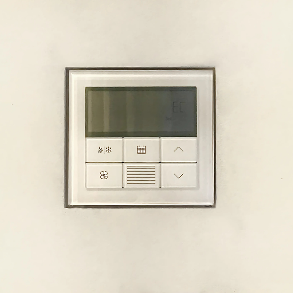 SLA-LPTS-062 plaster platform for Palladiom Thermostats – paintable level 5 finish and 1/16” reveal