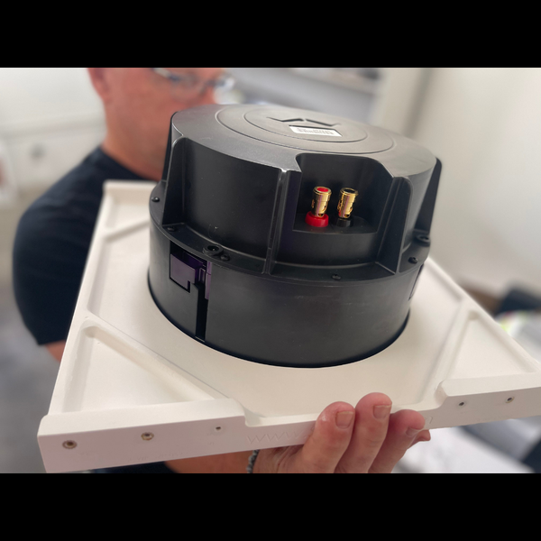 Back view of SL-WICS7R-030 flush mount with Wisdom ICS7a speaker and round grill